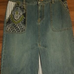 Home-Embellished skirt